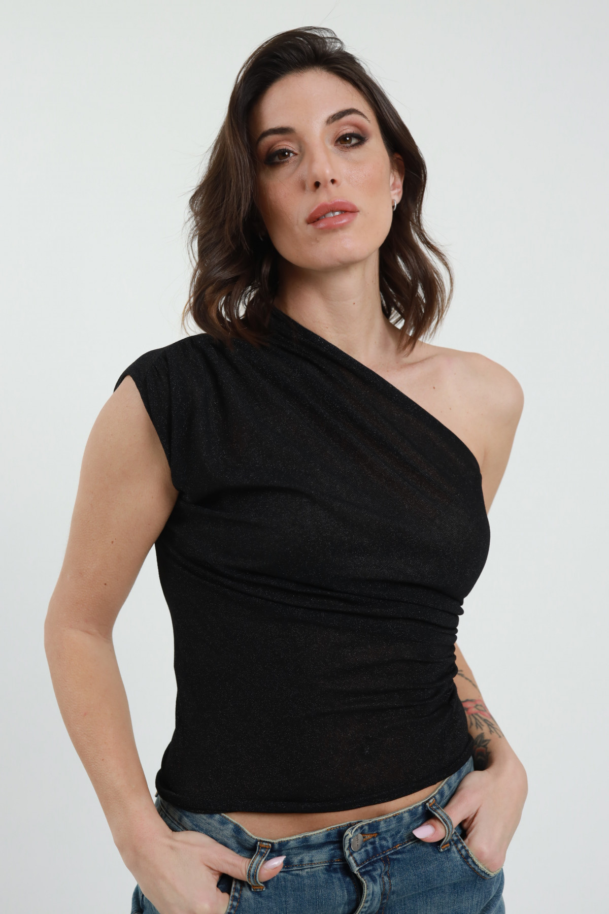 One-Shoulder-Oberteil aus Lurex