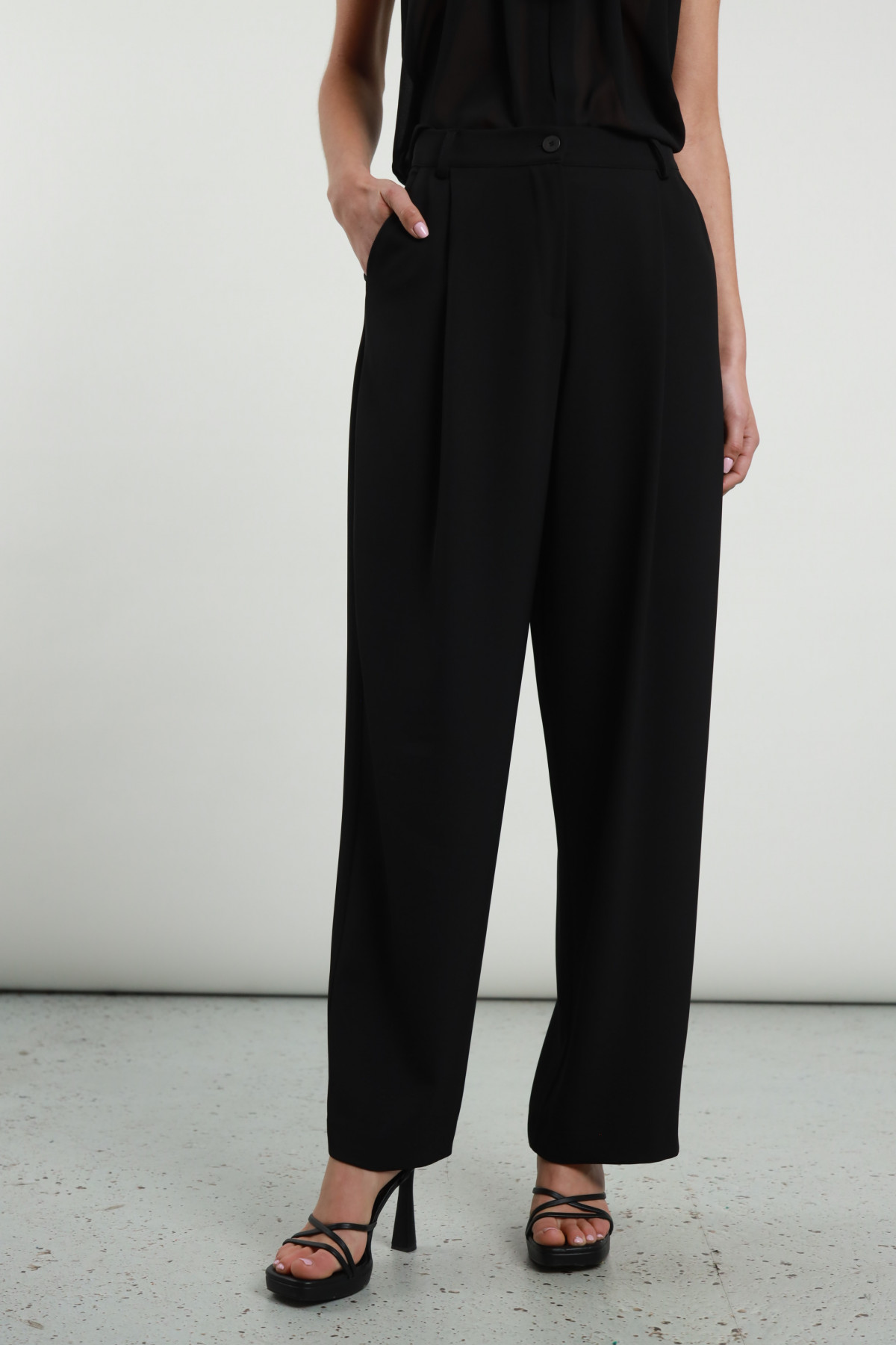 Trousers with pence