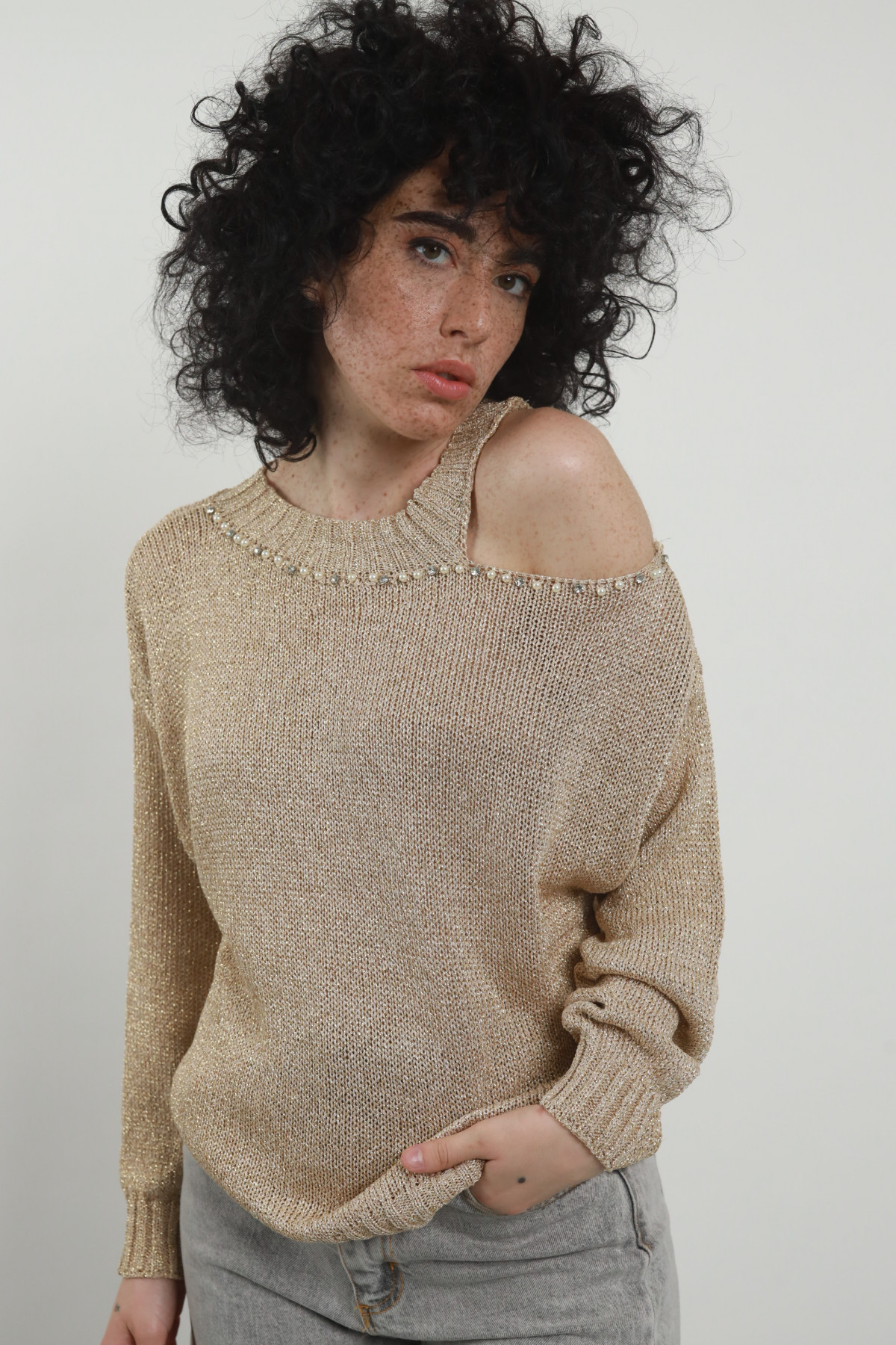 Cut-out Stress shirt