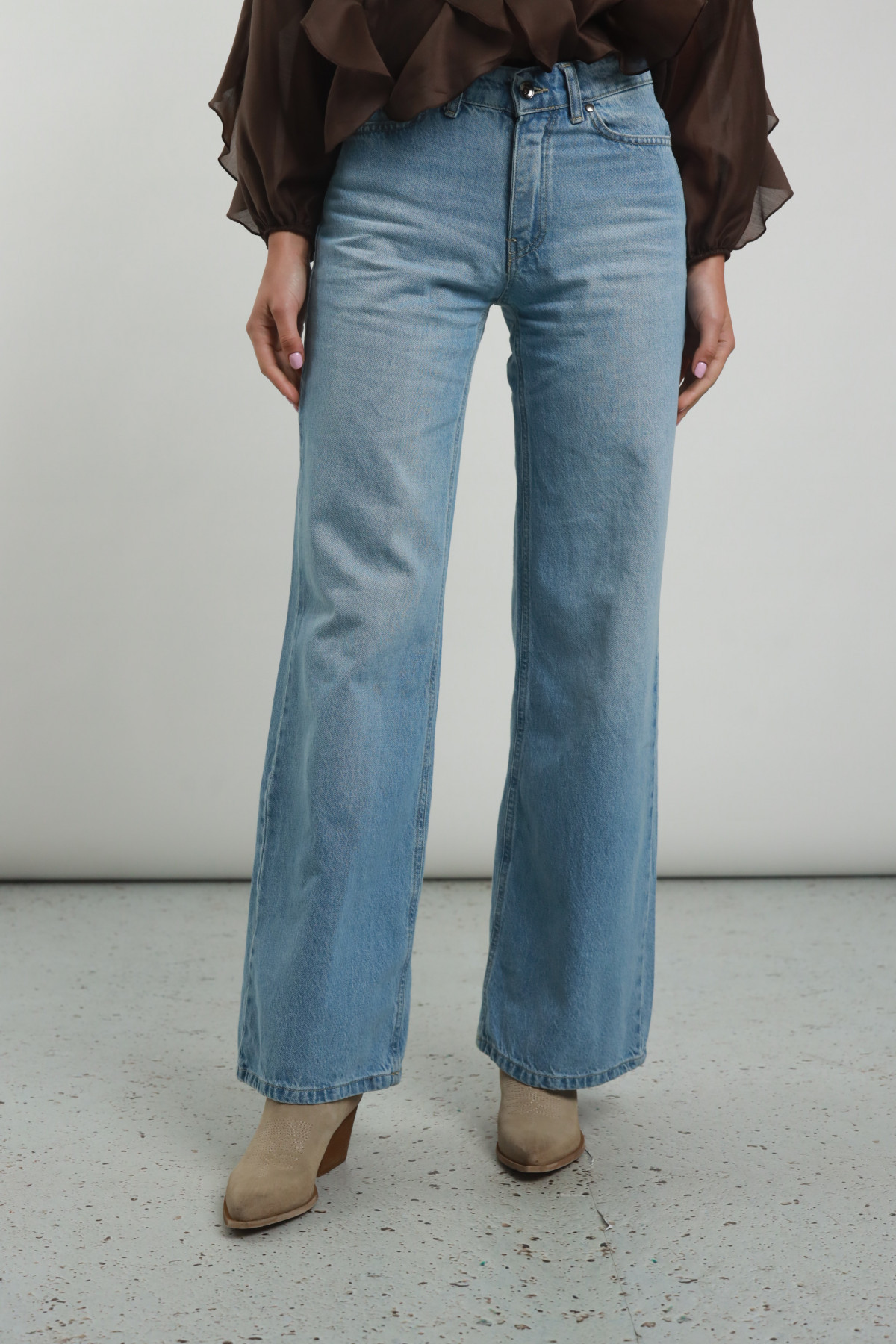 Straight jeans