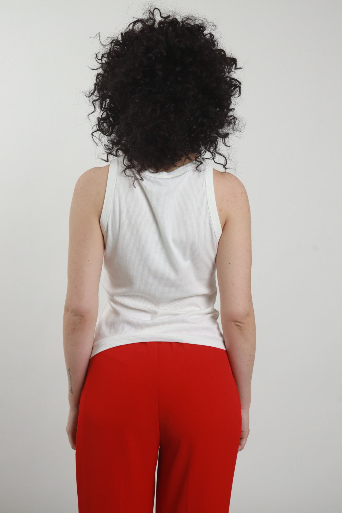 Tank top with pearls