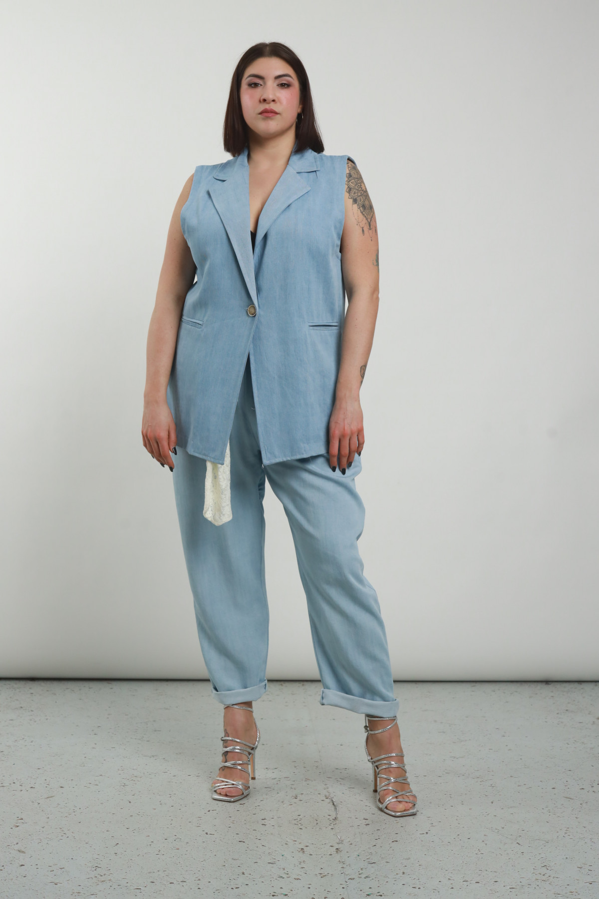 Susy Star - denim pants with lace