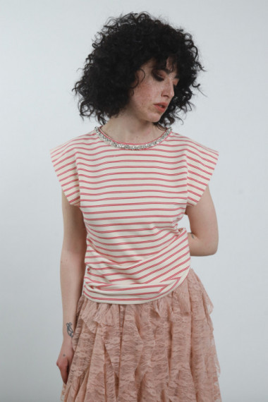 Strips t-shirt with rhinestones