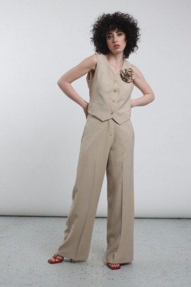 Complete vests and pants