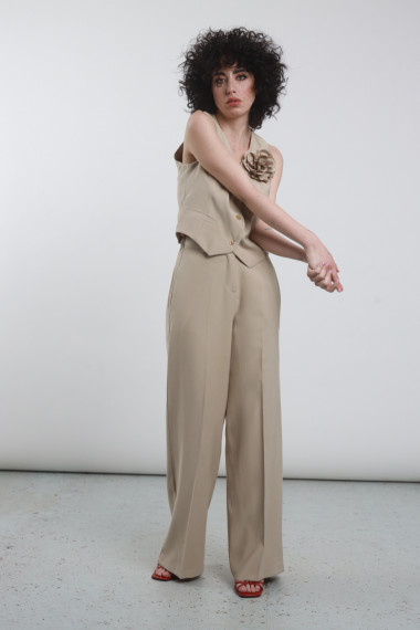 Complete vests and pants