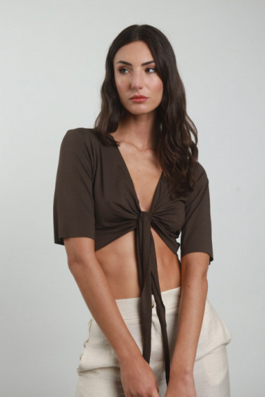 Crop top with knot