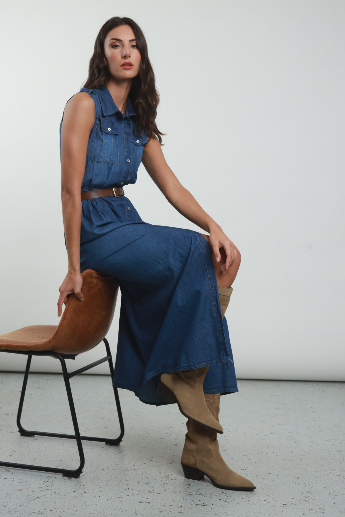 Chemisier in Chambray con Collana
