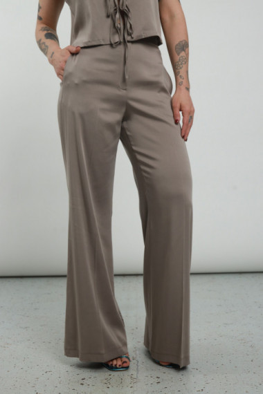 Straight leg trousers