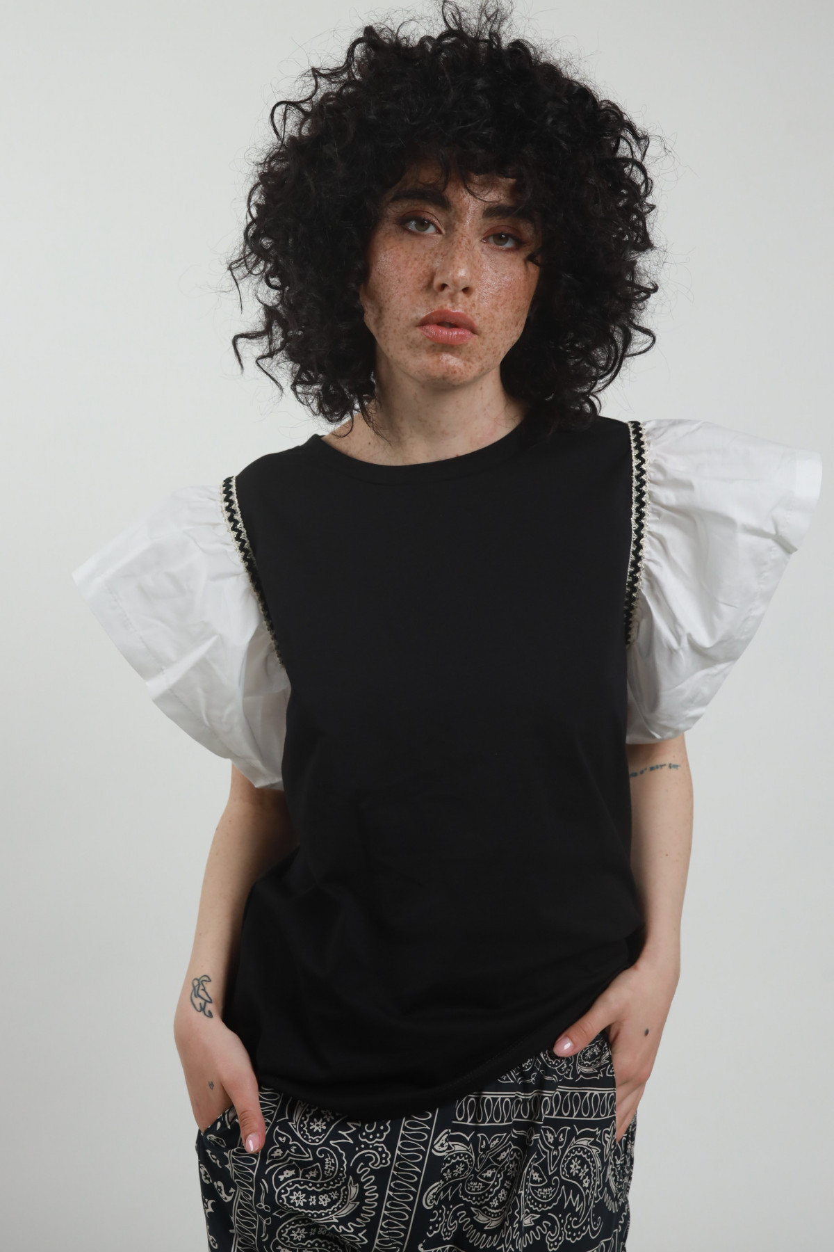 T-Shirts mit Volantärmel