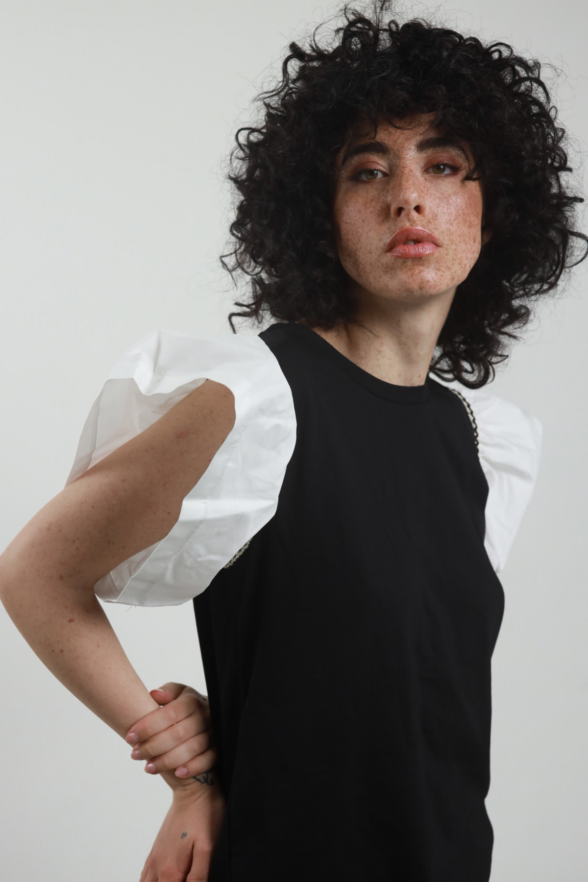 T-Shirts mit Volantärmel