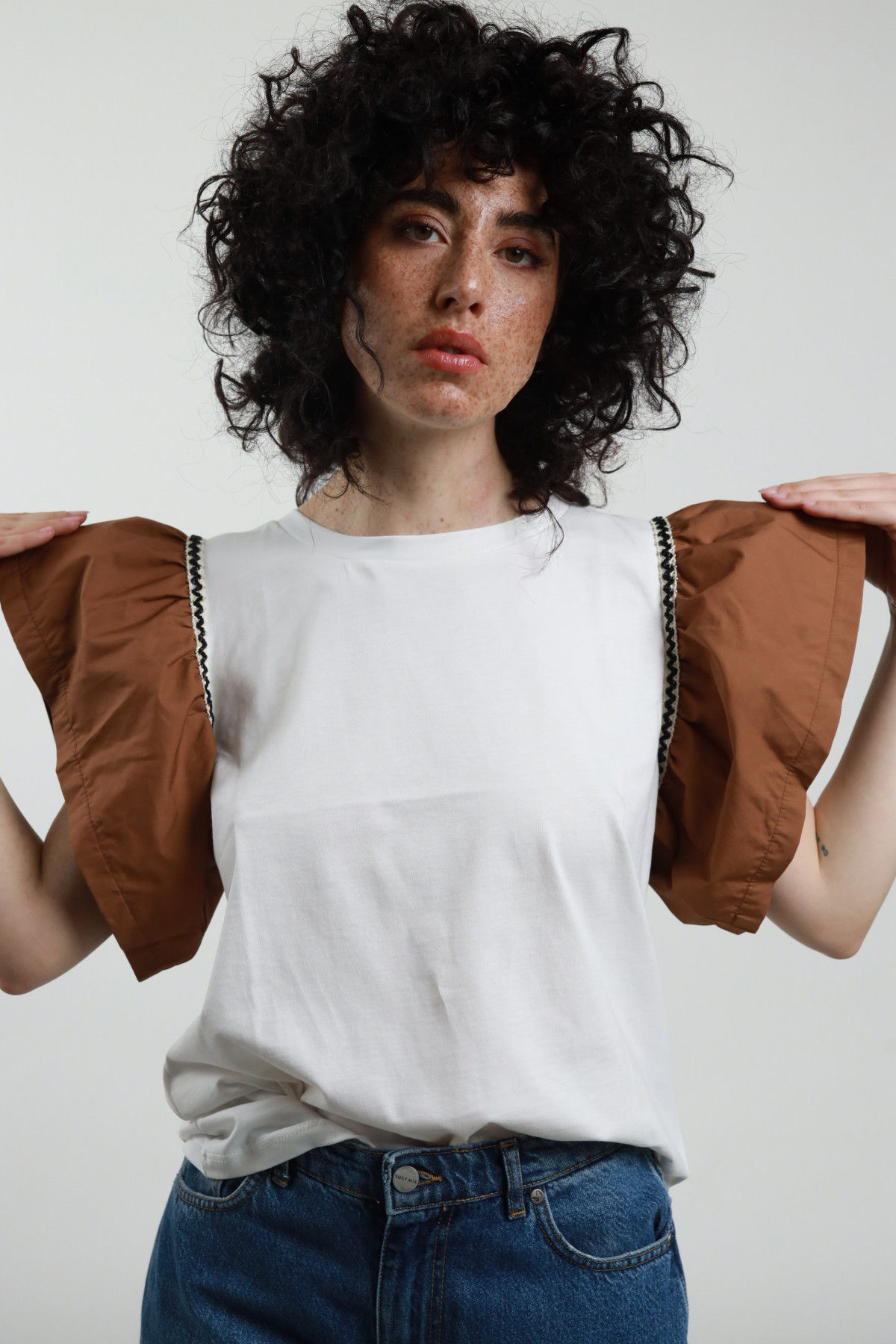 T-Shirt Maniche Volant