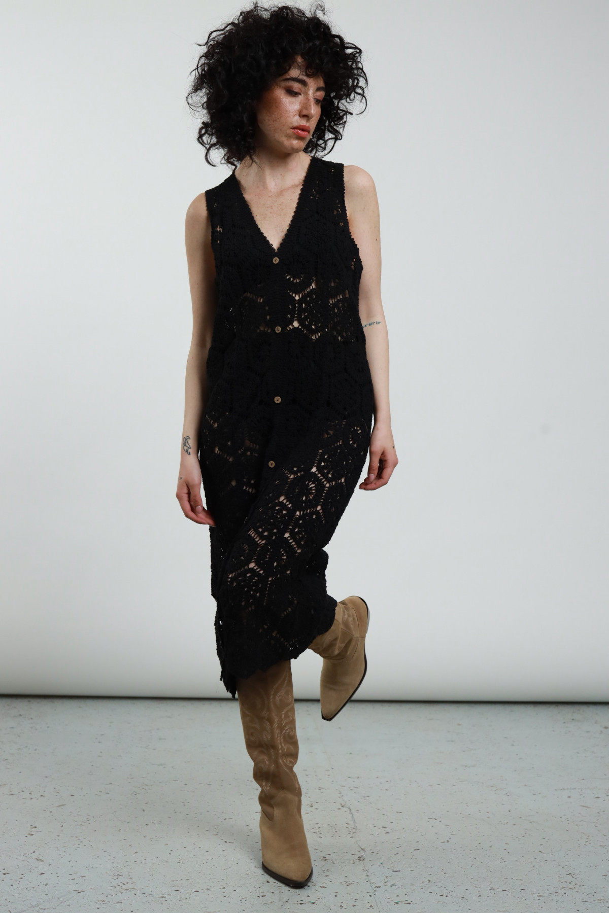 Langes Häkelkleid