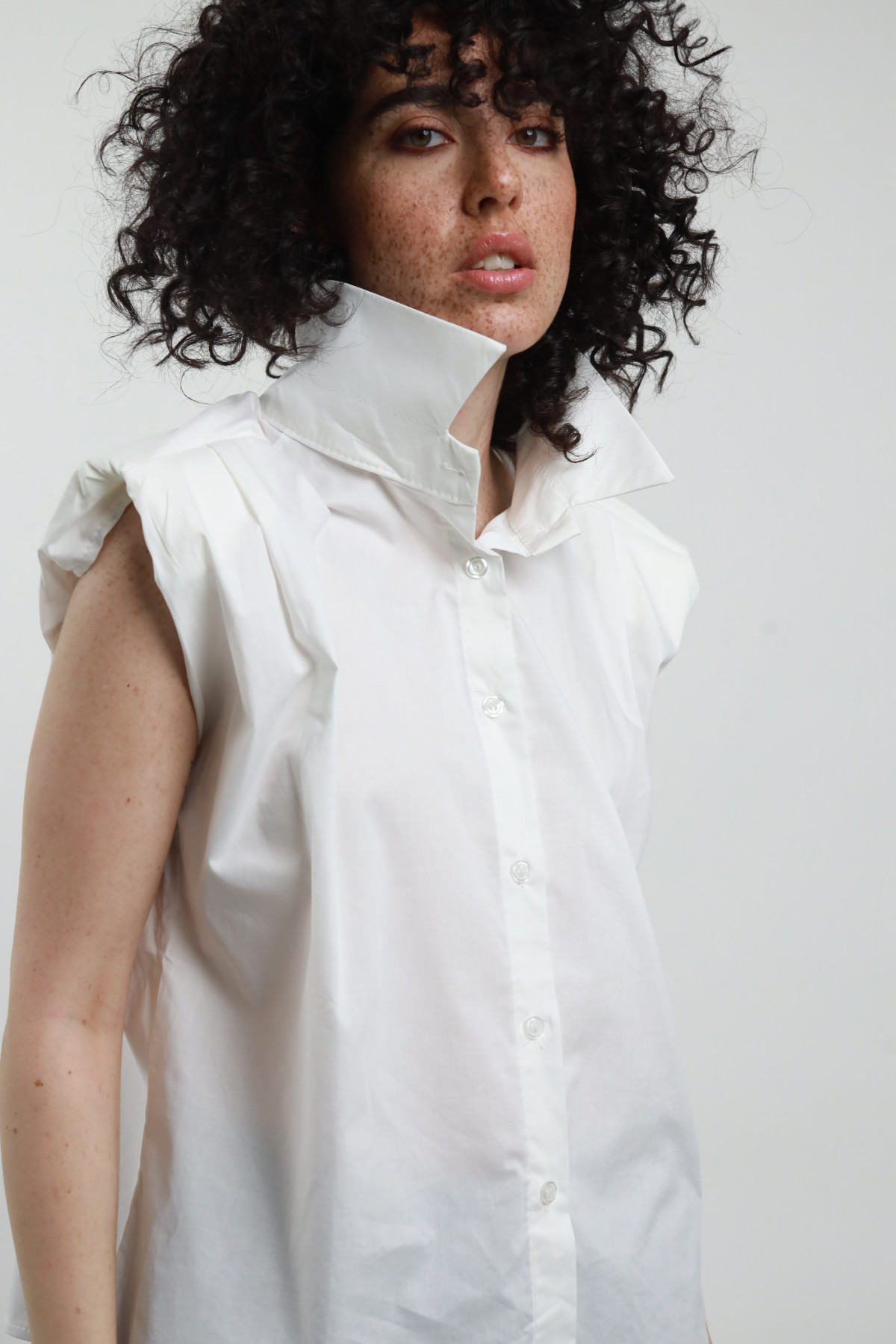 Camicia Smanicata