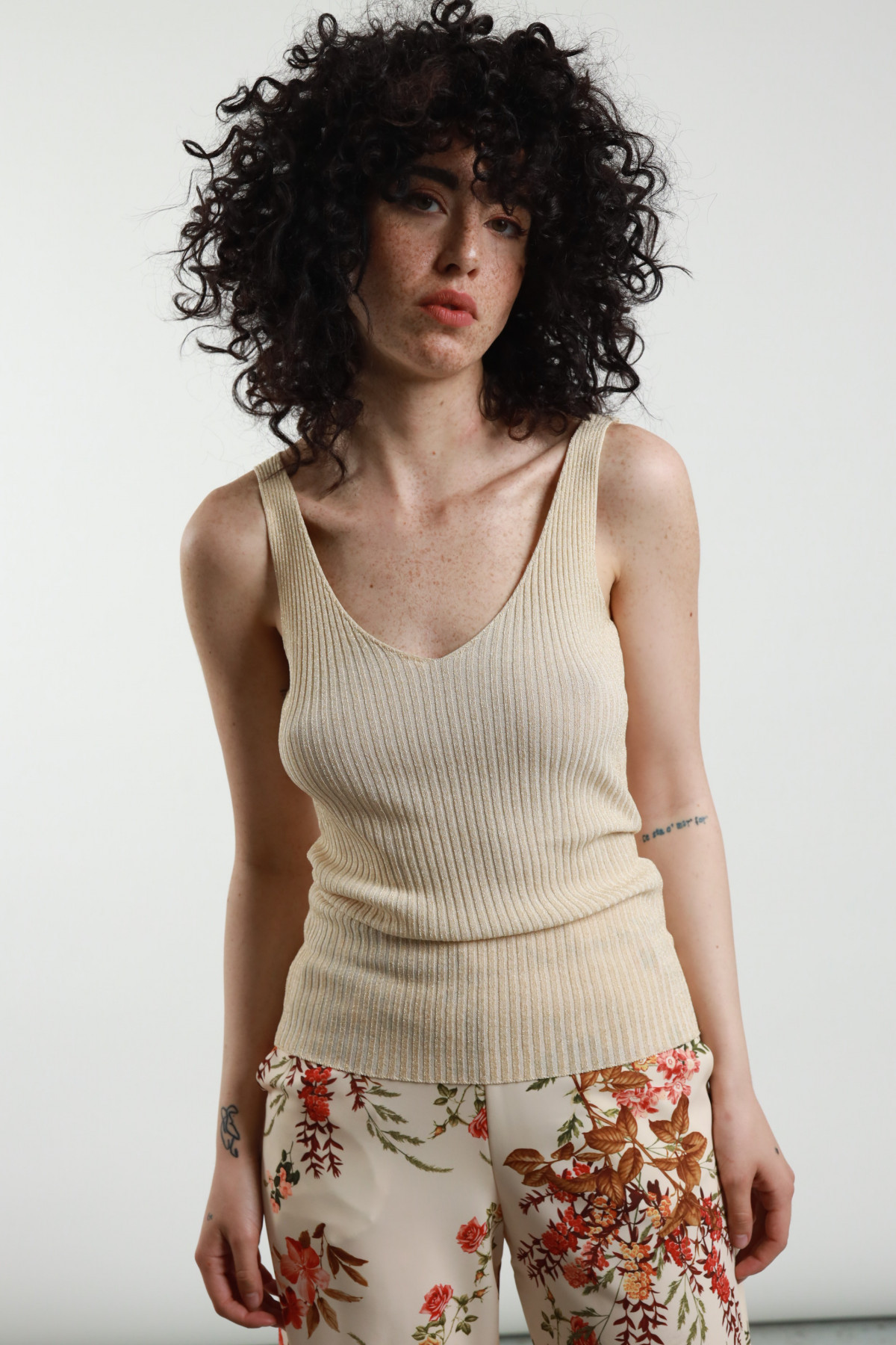 Top Scollo V Lurex