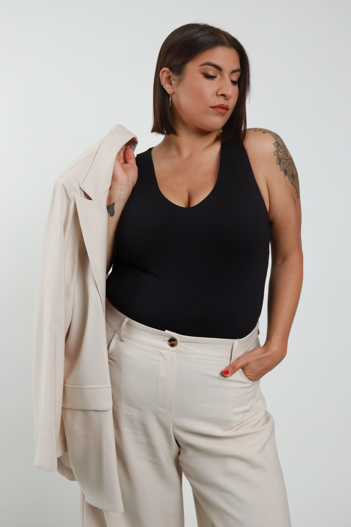 Susy Star - Body