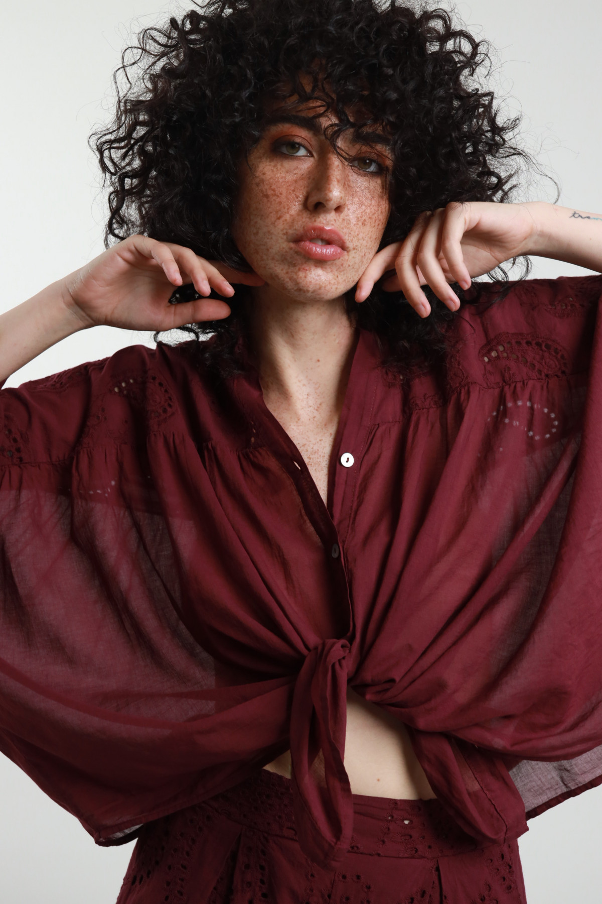 Over Sangallo shirt