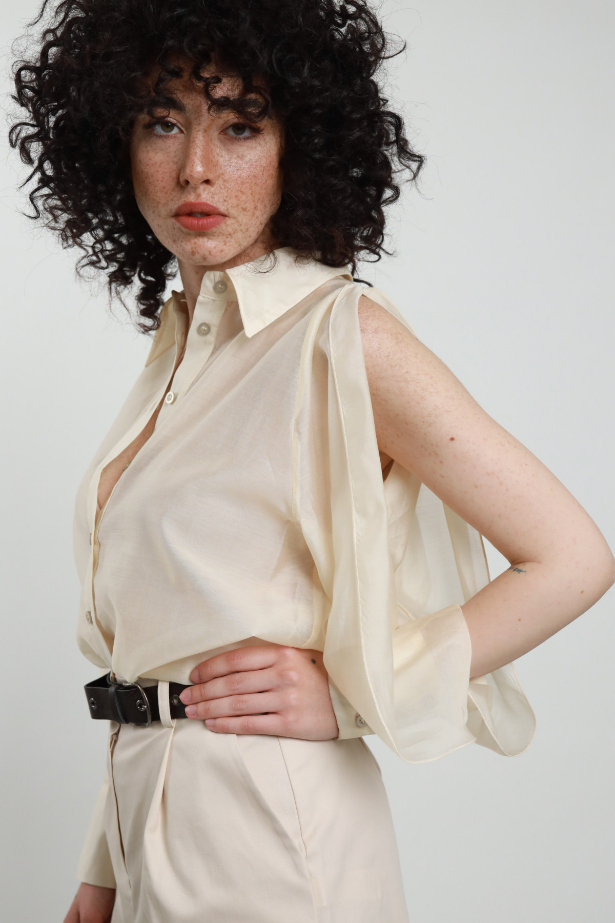 Camicia Cut Out