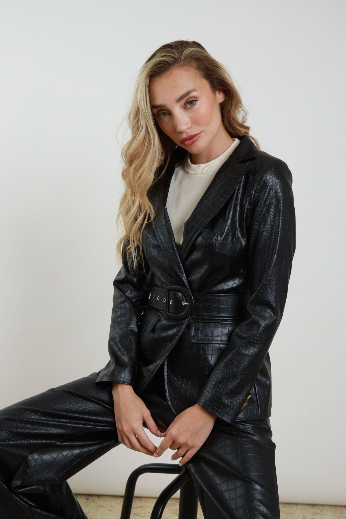 Blazer Ecopelle con Cintura