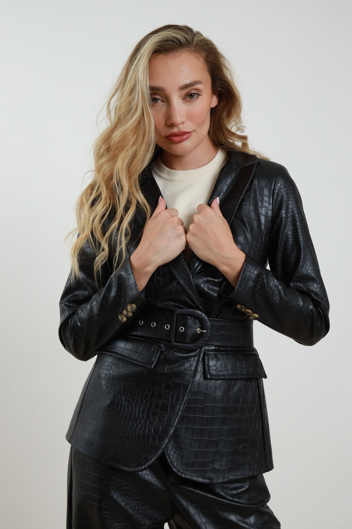Blazer Ecopelle con Cintura