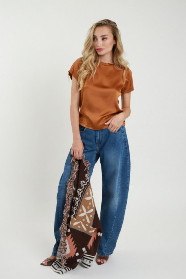 Blusa Maniche Corte
