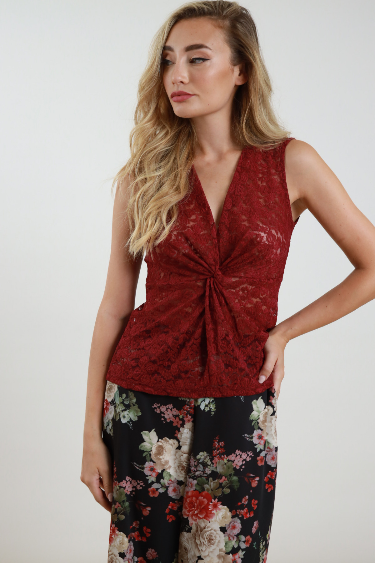 Top cross lace