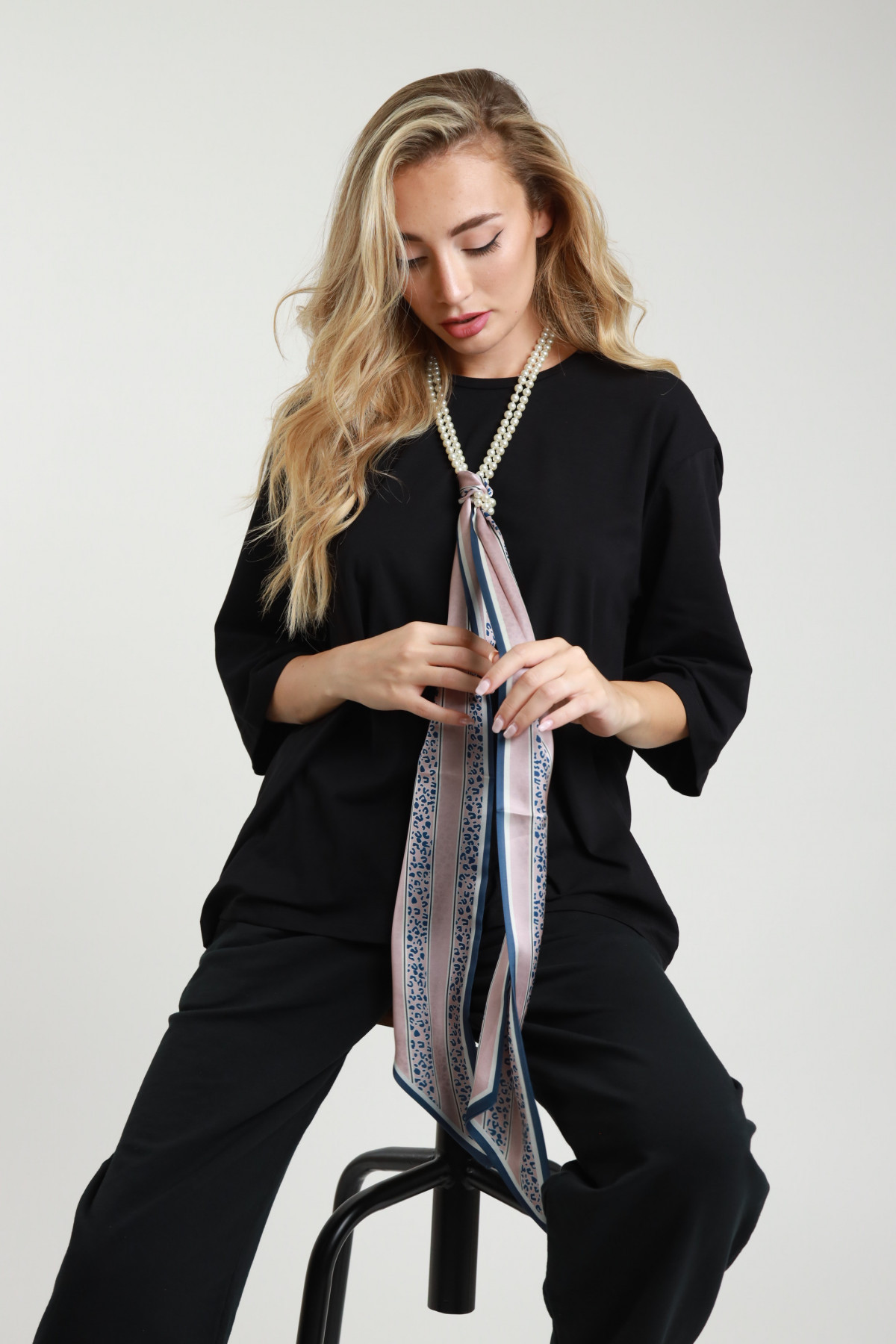 Foulard necklace t-shirt