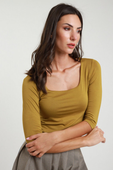 Maglia Scollo Quadrato