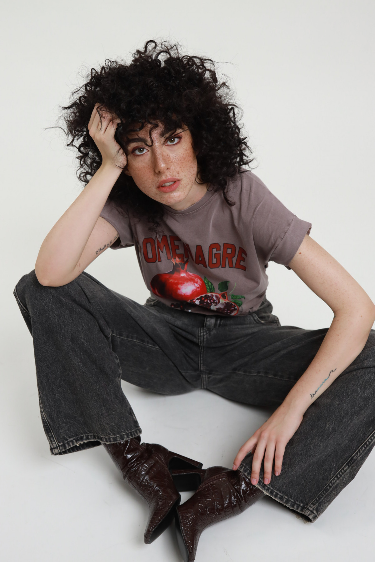Melograno-Druckt-Shirt