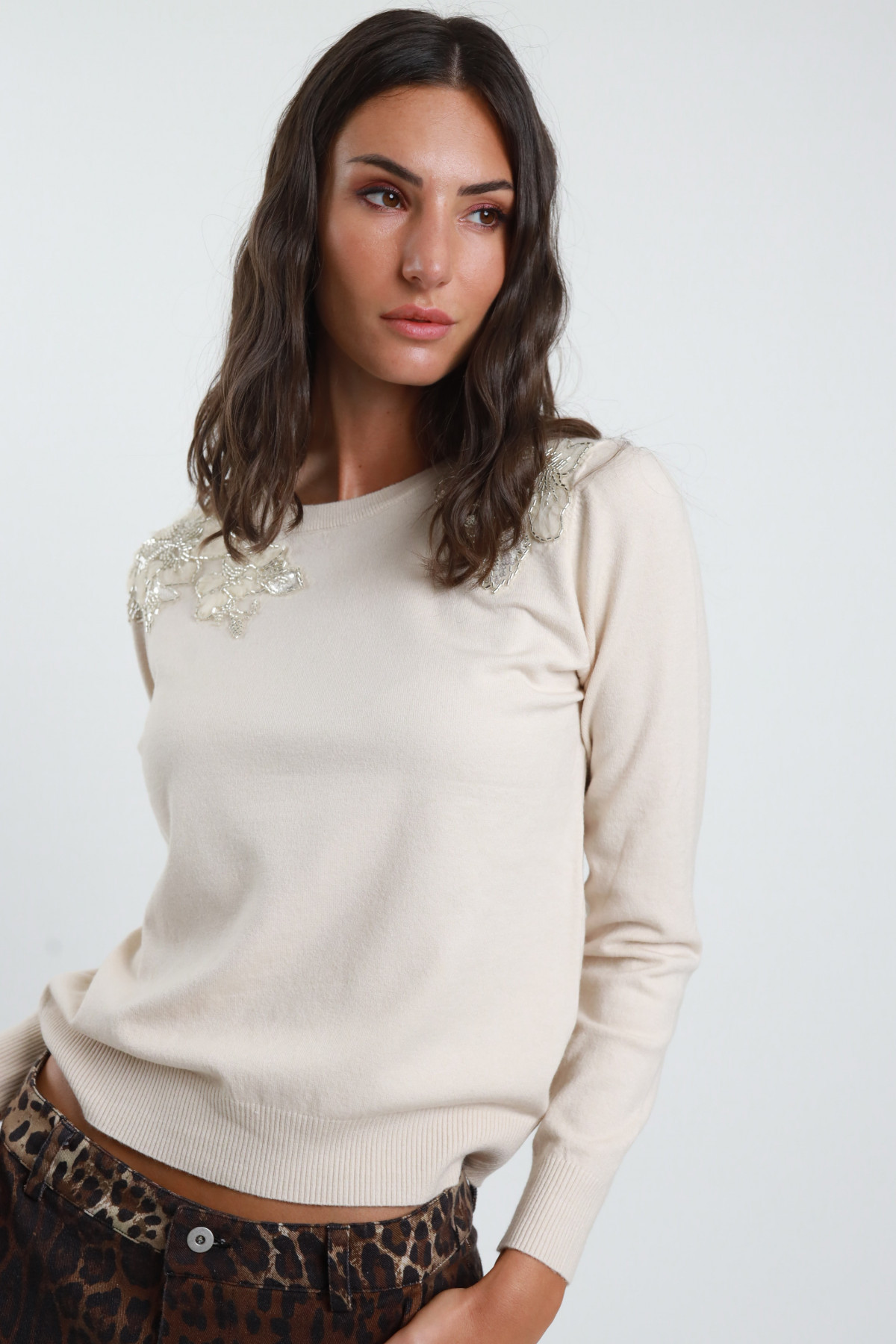 Embroidery shirt