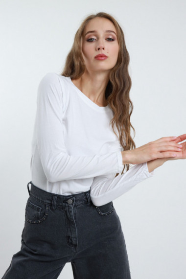 Long sleeve t-shirts