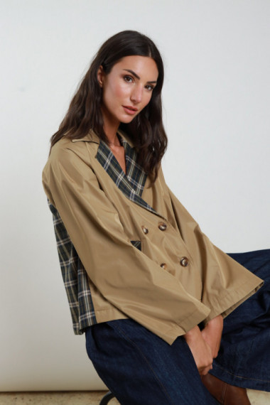 Check crop jacket
