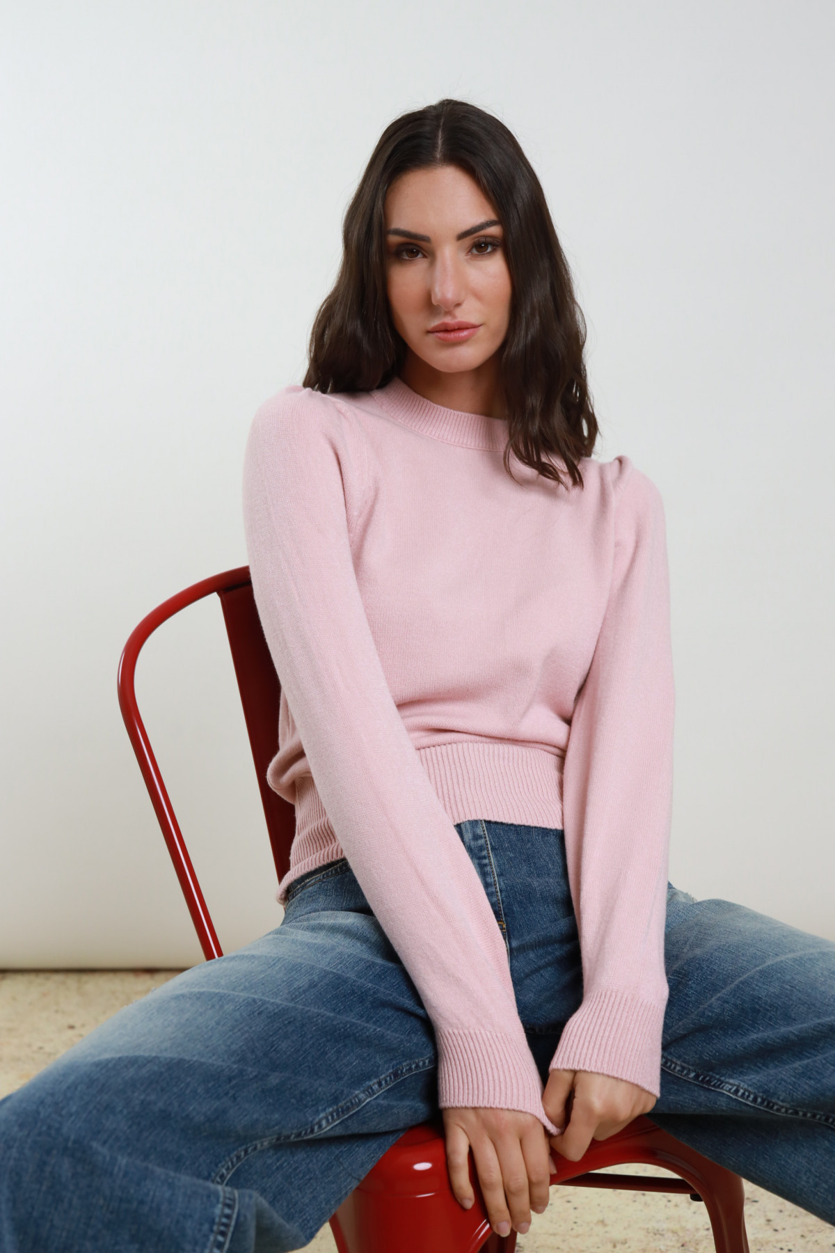 Round neck sweater