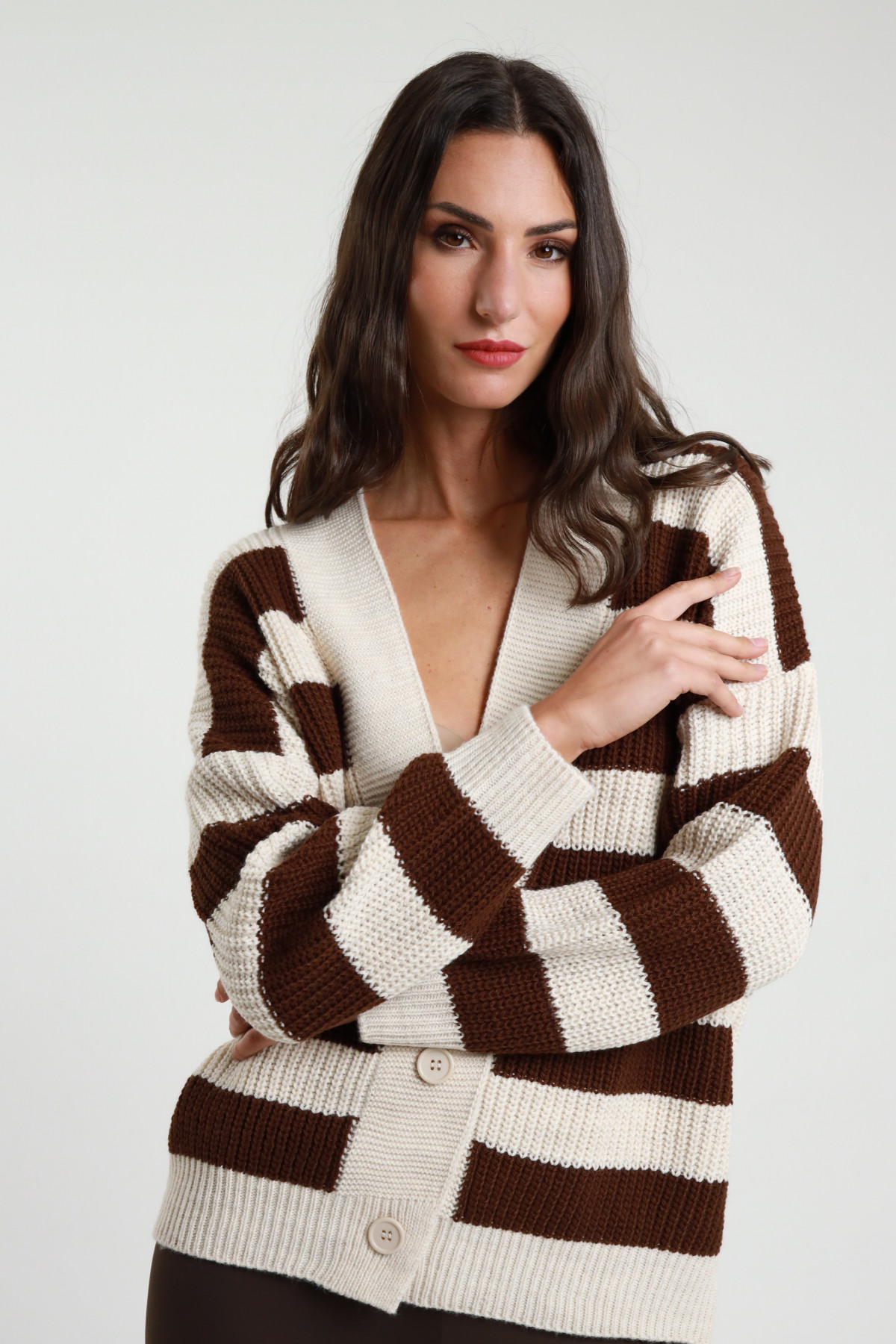 Cardigan Over Righe