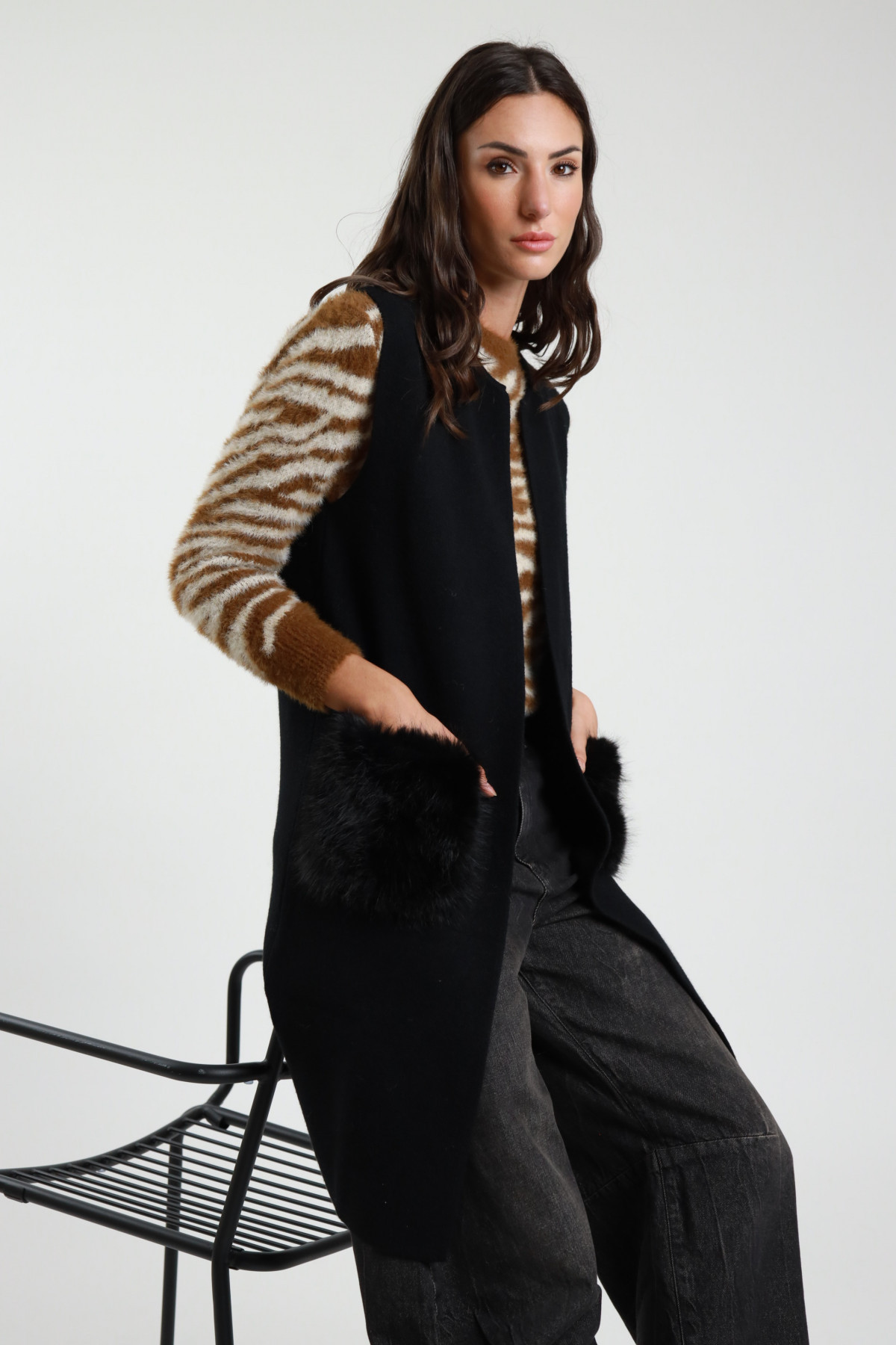 Faux fur vest with pockets