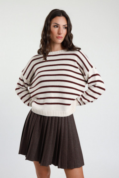 Gestreifter Pulli