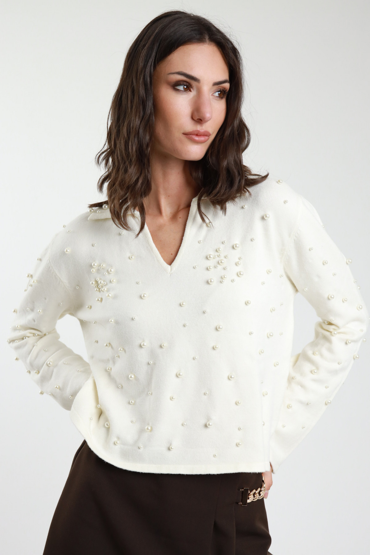 Maglia colletto c/applicazioni 50%vi 27%pbt 23%pa