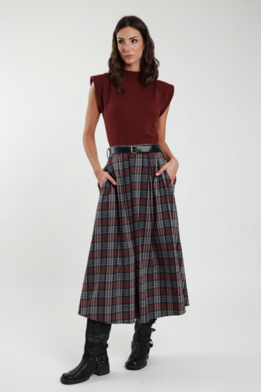 Tartan skirt