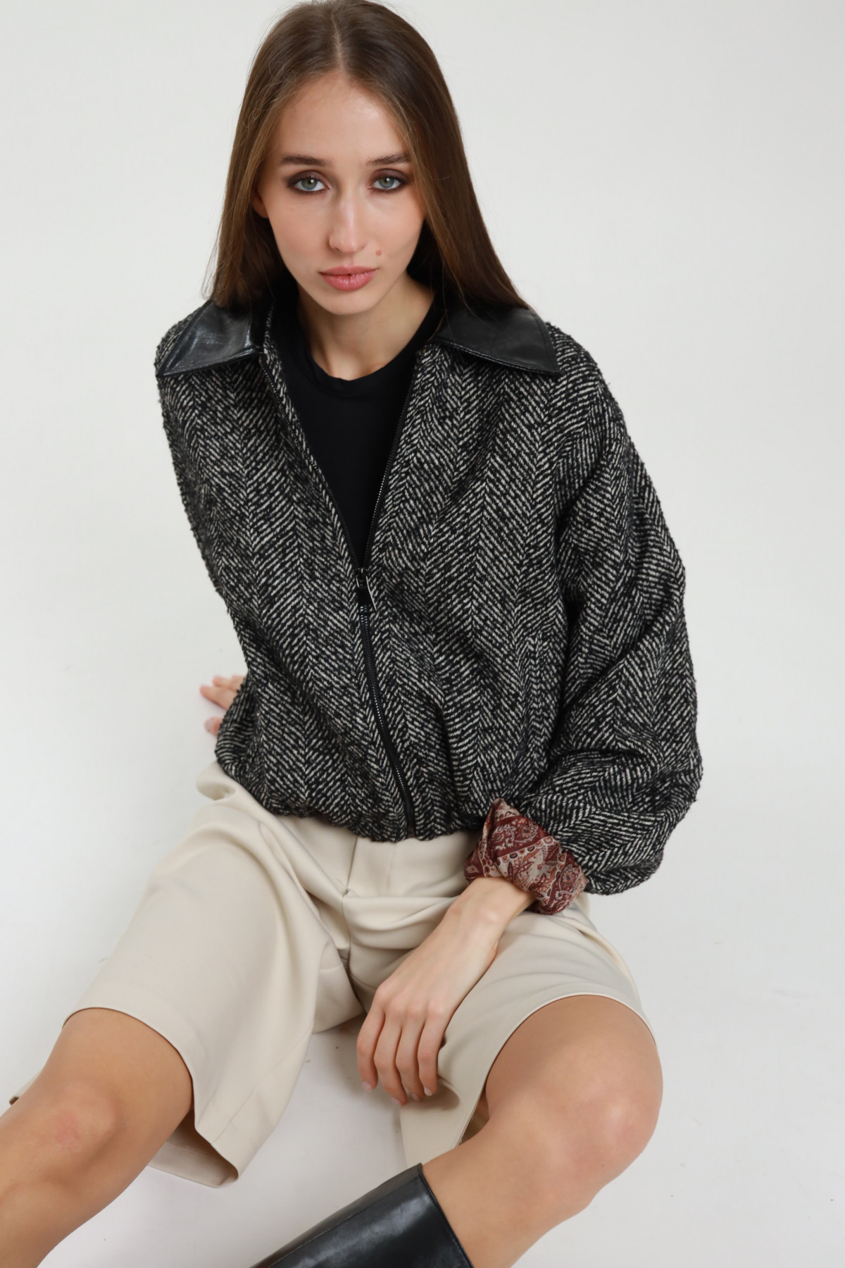 Bomber jacket with inserts