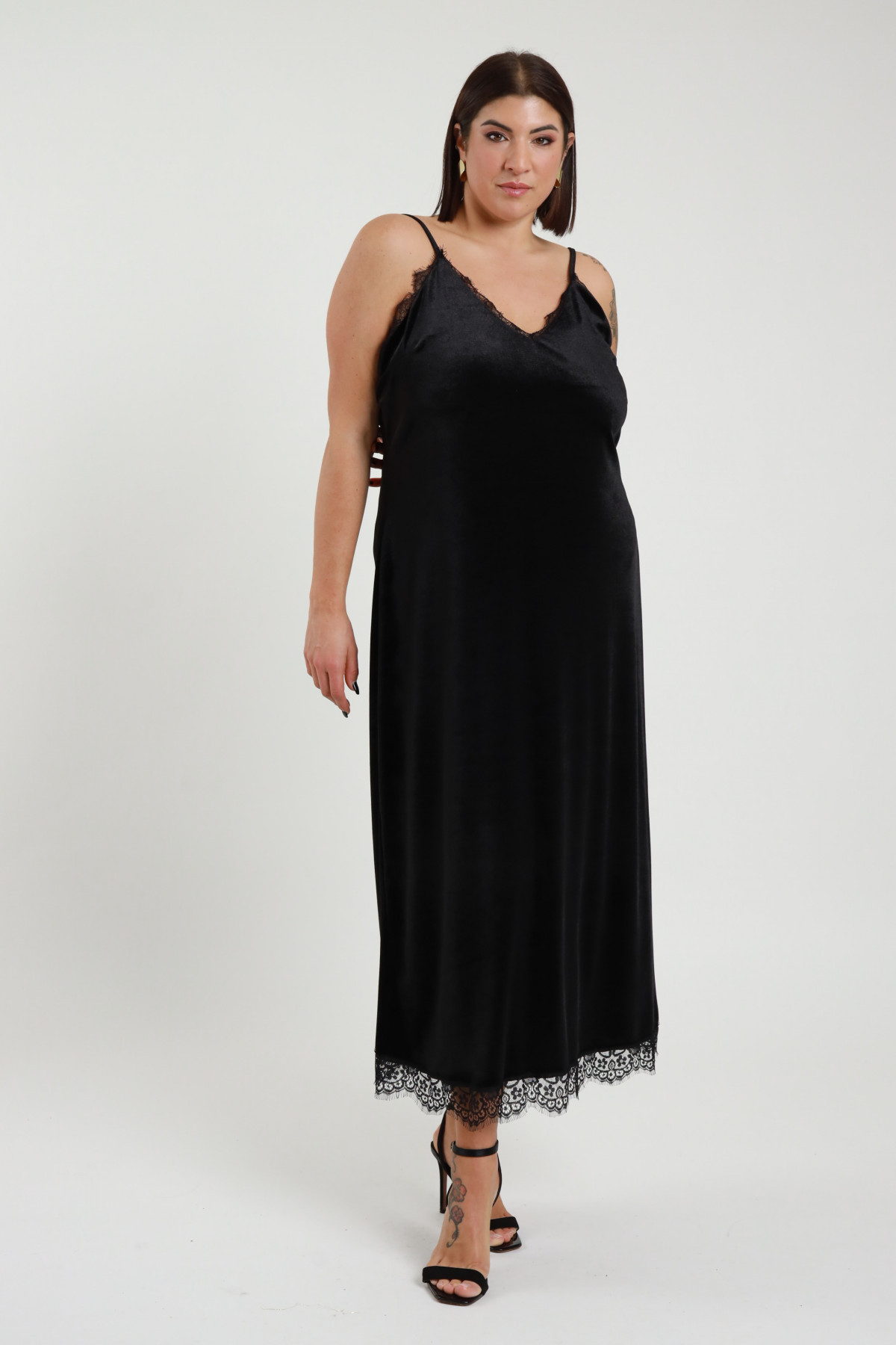 Abito ciniglia 92%pl 8%ea