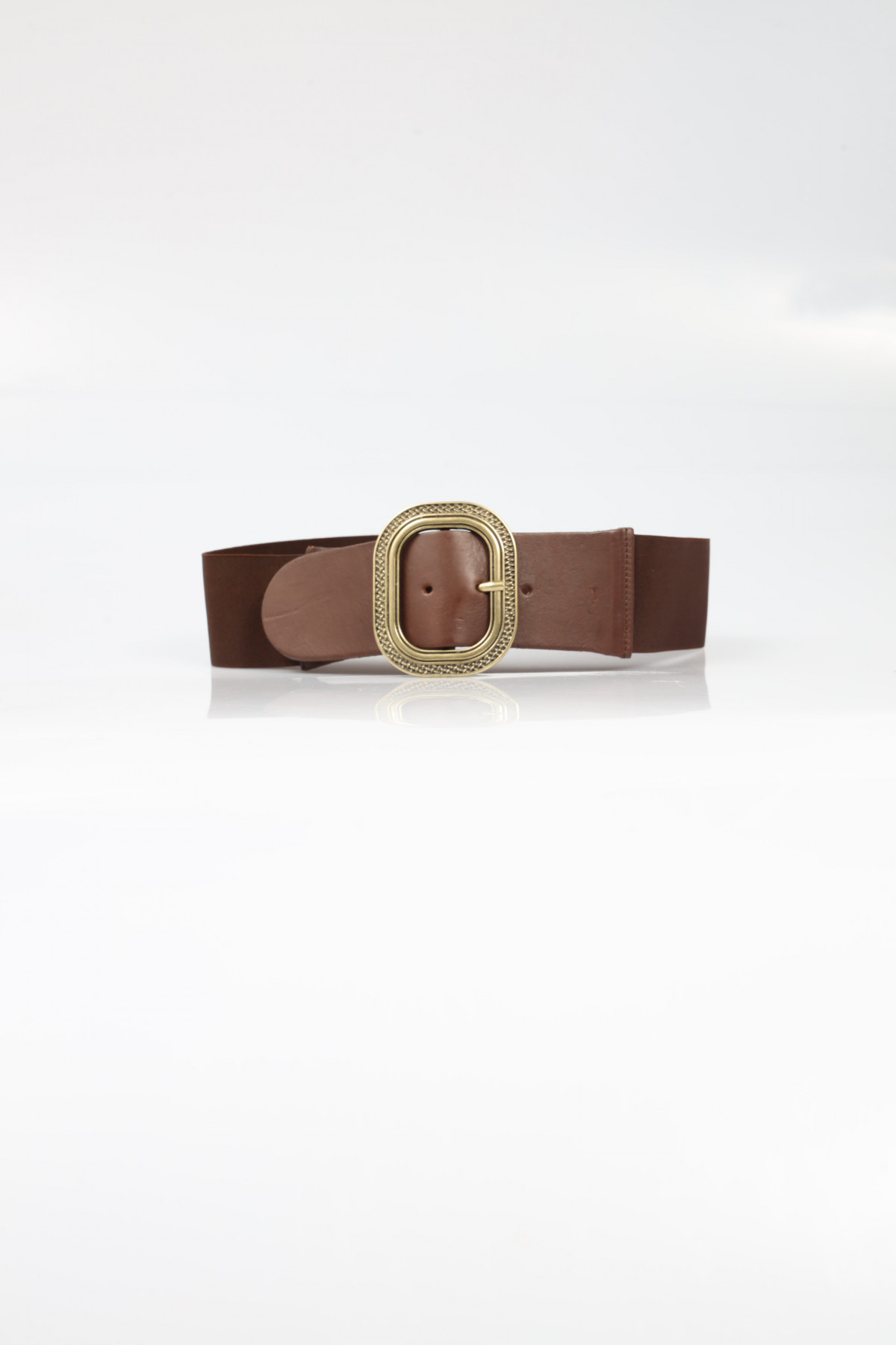 Belt with Printed Buckle and Elasticized Back