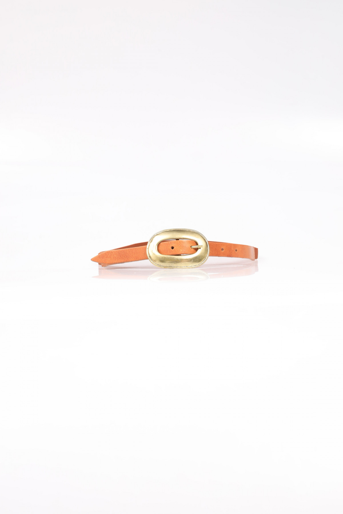Low Belt with Elasticized Back Oval Buckle