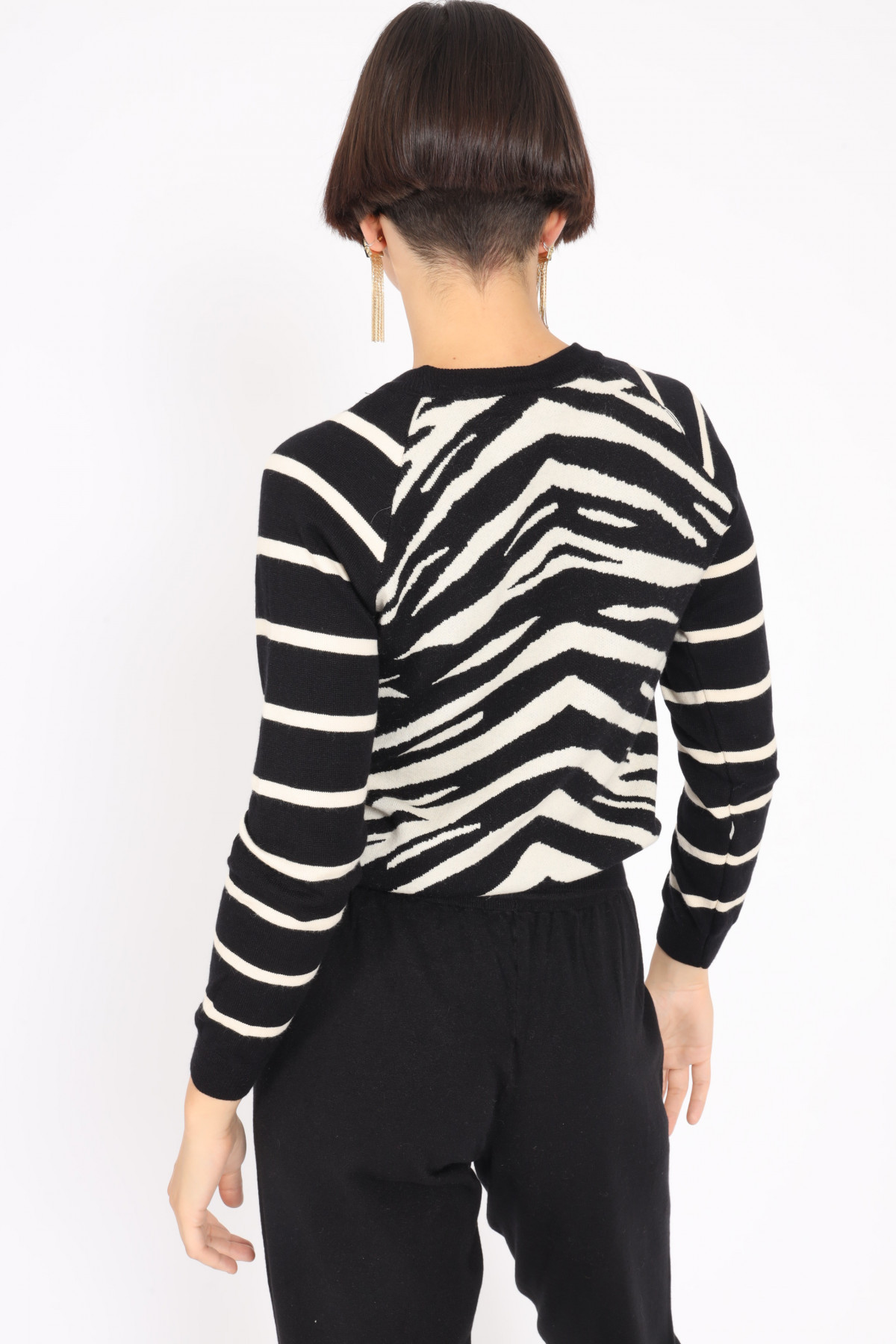 Crewneck Pullover in Zebra Pattern Jacquard