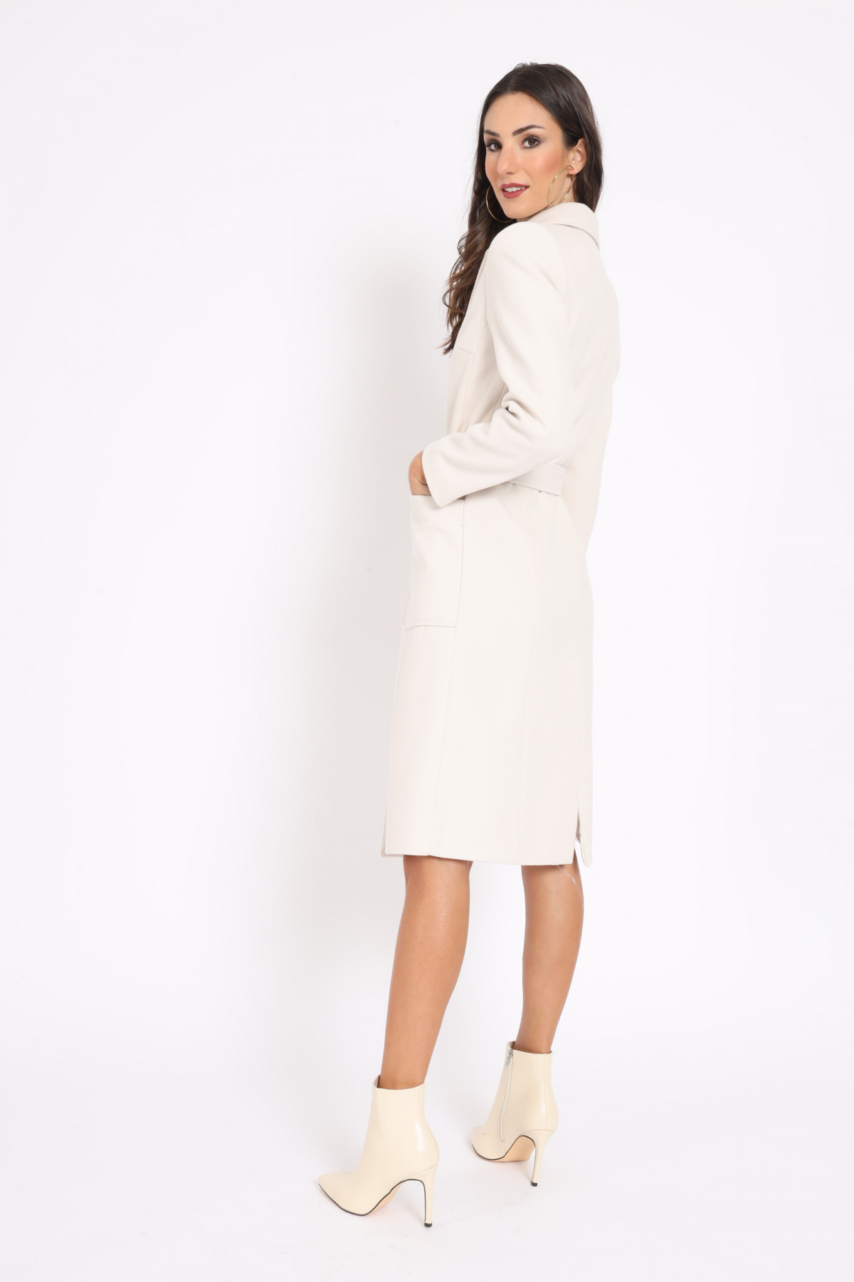 Coat with Classic Revers Belt in Matching Color