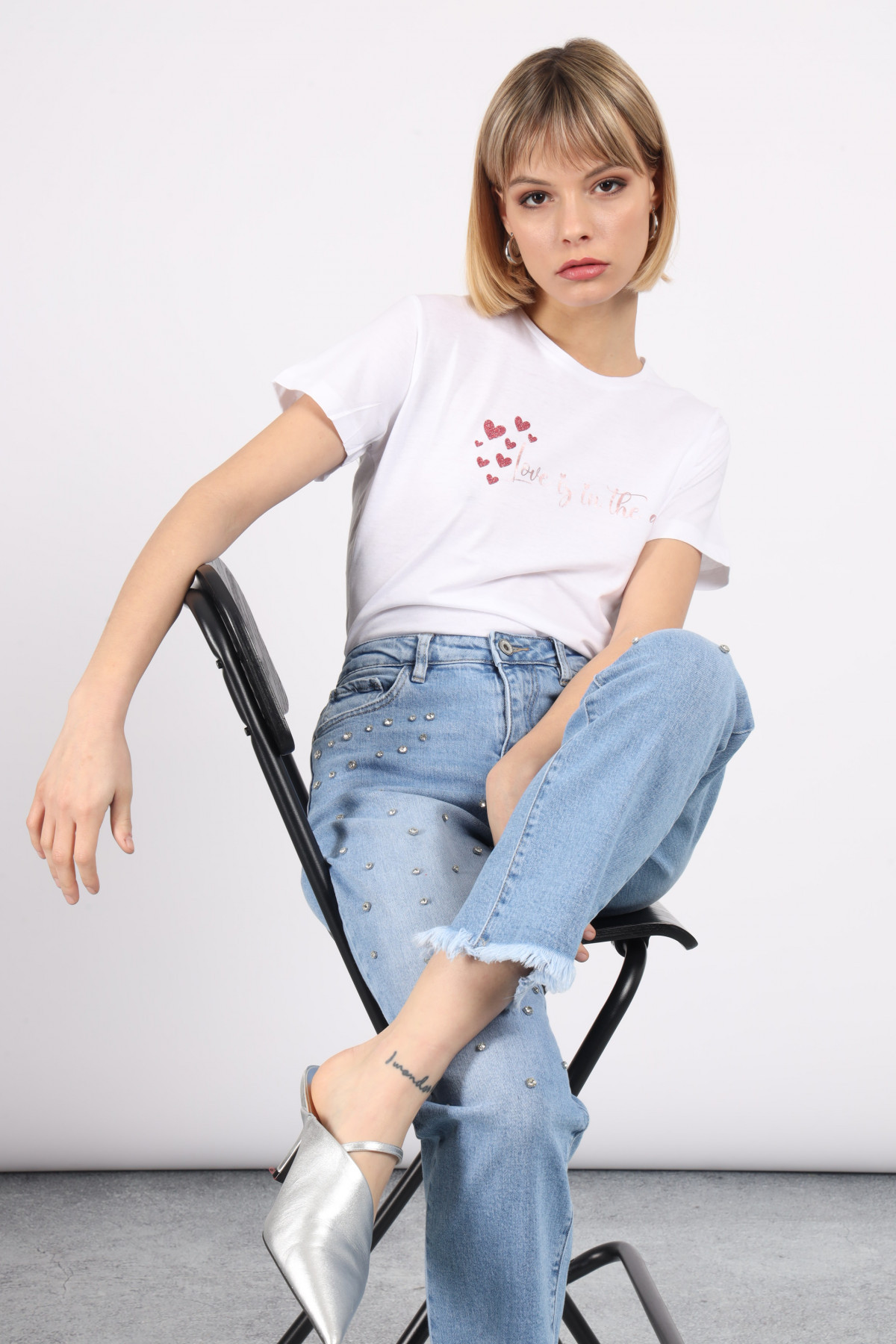 Love is in the Air T-Shirt