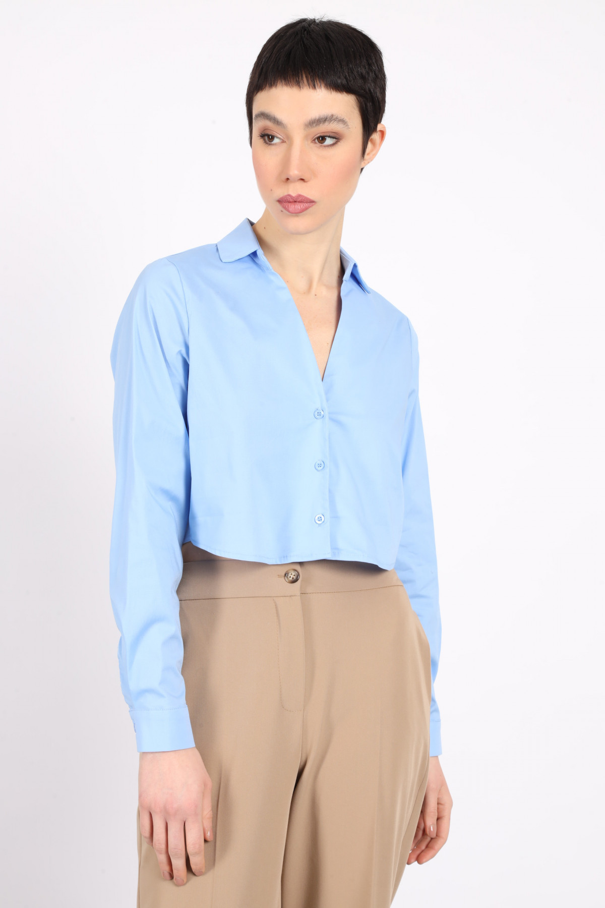 Cropped shirt