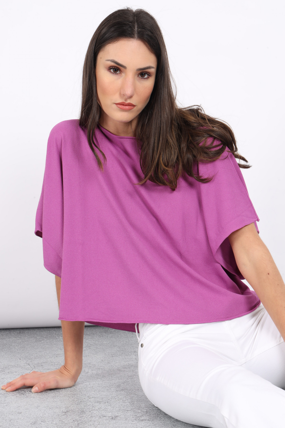 Boat neckline shirt