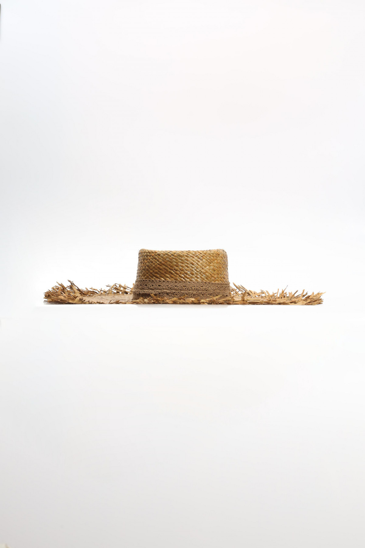Cappello con Nastro