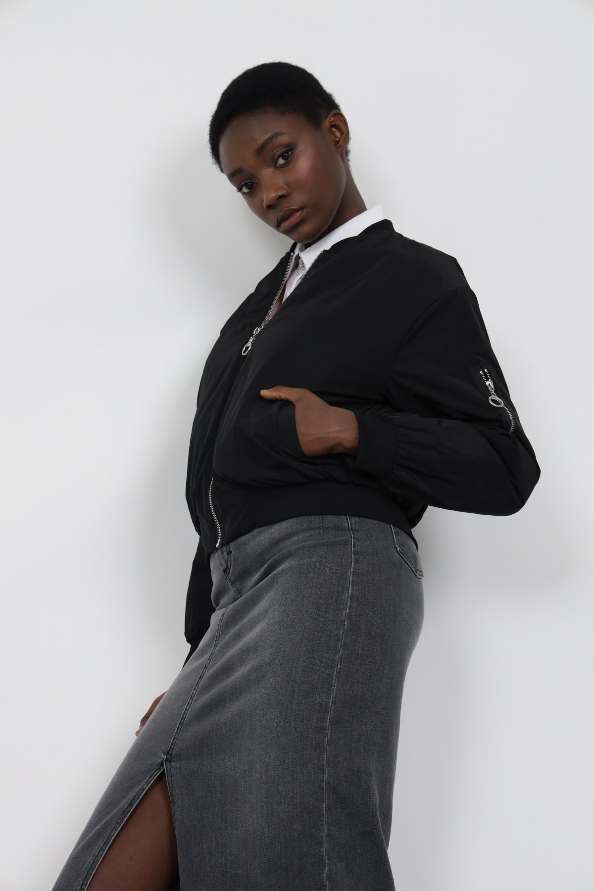 Cropped bomber jacket