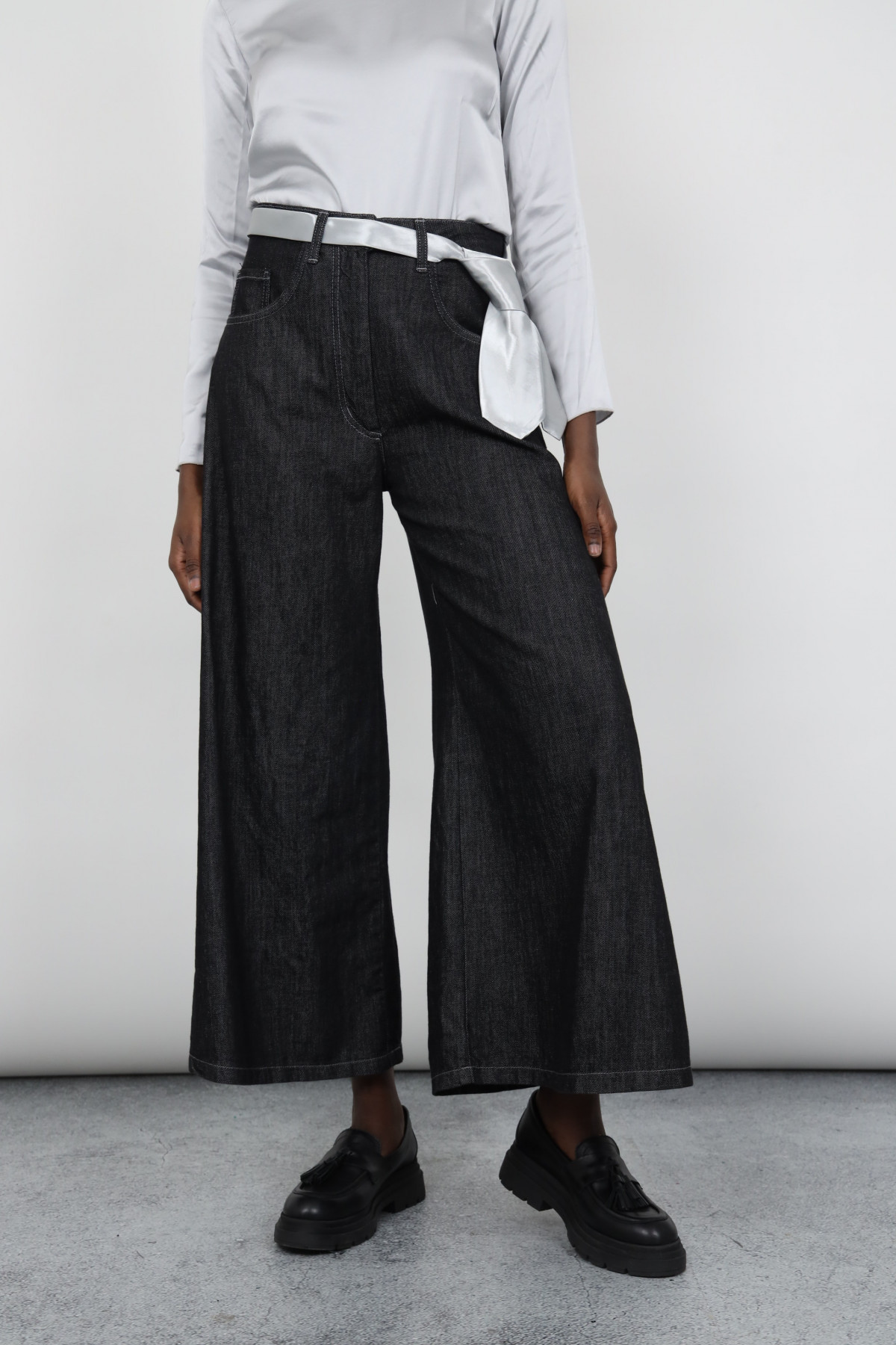 Wide Leg Jeans