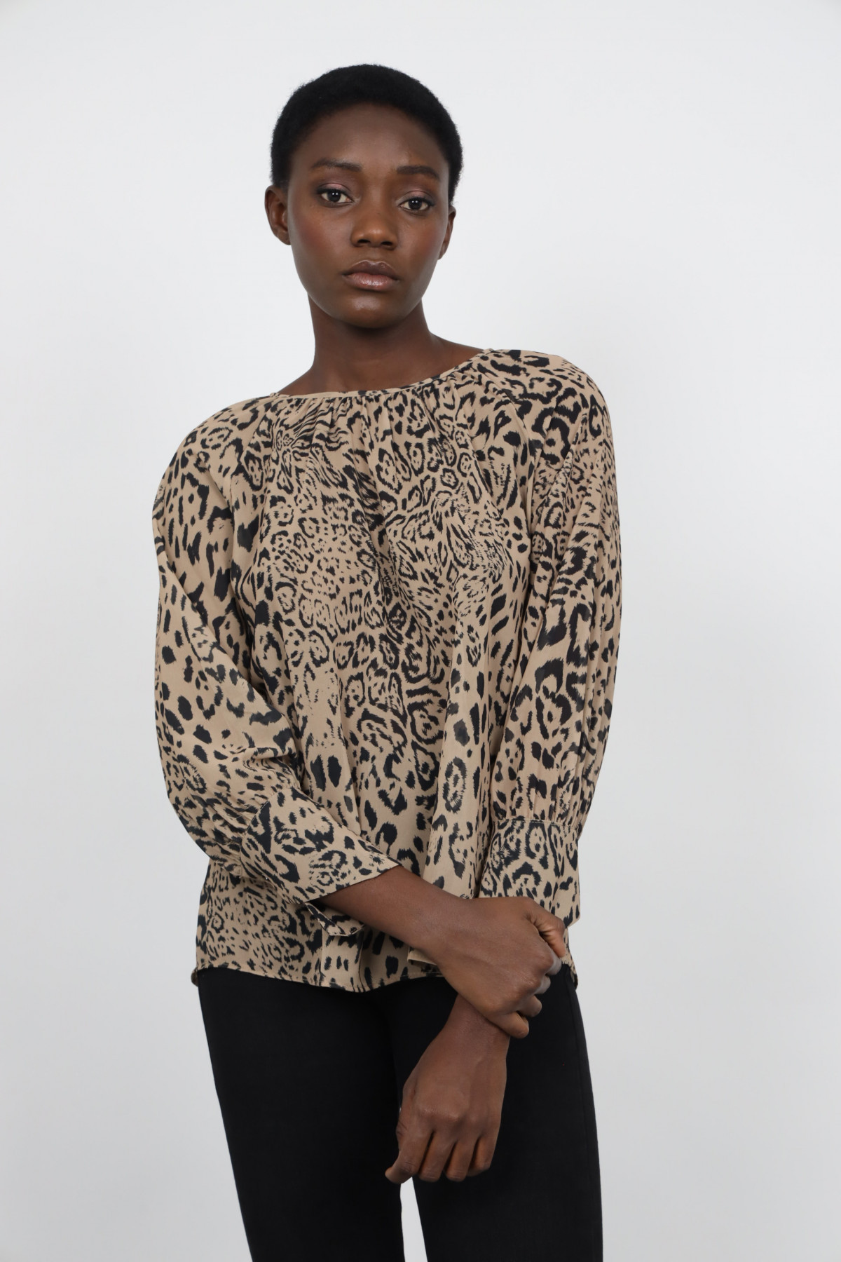 Gepunktete Bluse